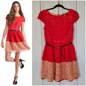 Kensie Mixed Floral Lace Zipper Dress w Belt